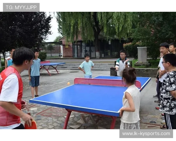 乒乓球俱乐部推动青少年技战术微课与在线教学资源，青少年乒乓球兴趣启蒙培训